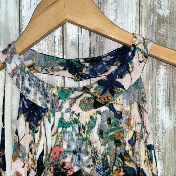 Entro Printed Floral Halter Neck Dress - Picture 7 of 8